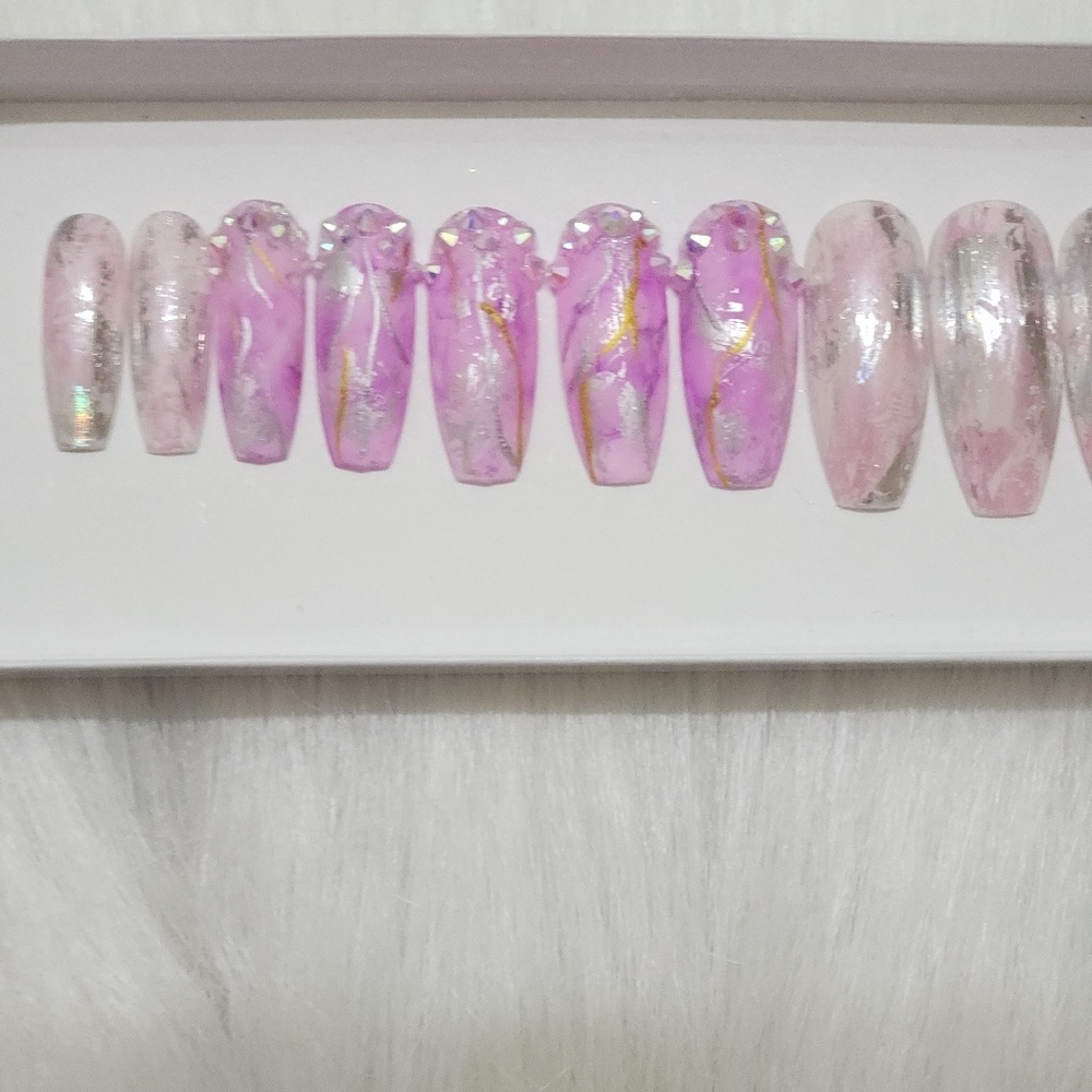Press-on nails *long coffin*